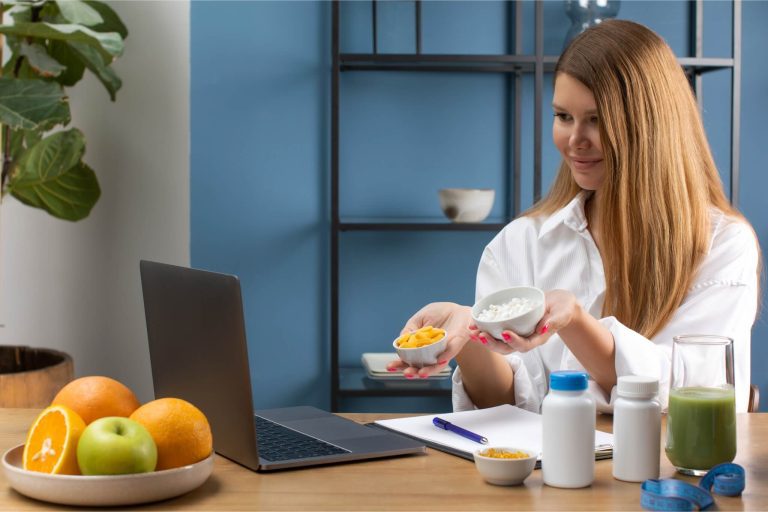 Lee más sobre el artículo Medicina naturopática en la era digital: Estrategias para una salud holística